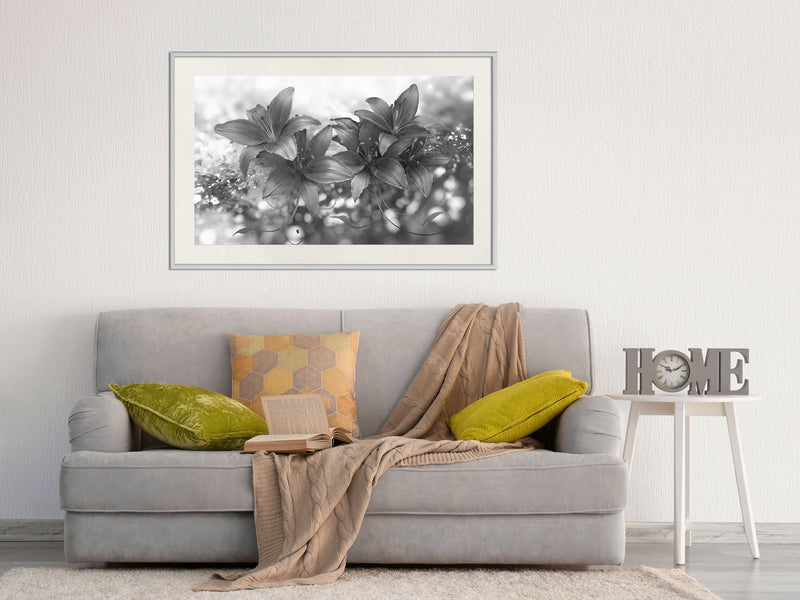 Poster - Dark Lillies  - wit passepartout
