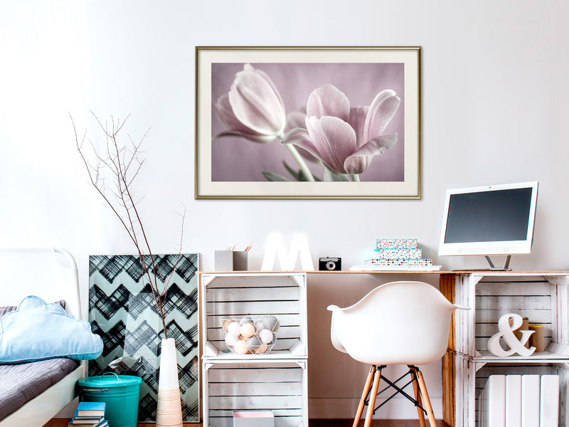 Poster - Pastel Tulips I  - goud passepartout