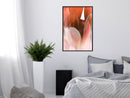 Poster - Tulip Petals  - zwart
