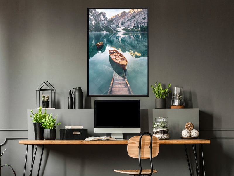Poster - Lake in a Mountain Valley  - zwart