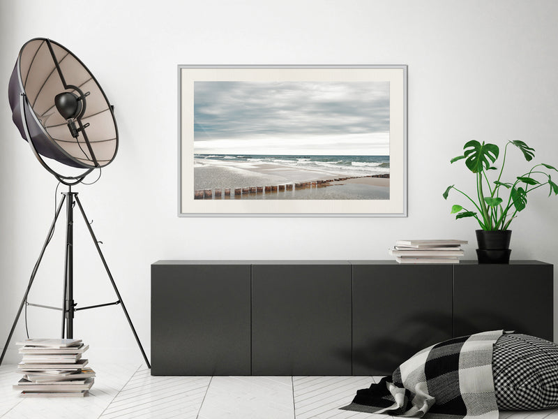 Poster - Chilly Morning at the Seaside  - wit passepartout