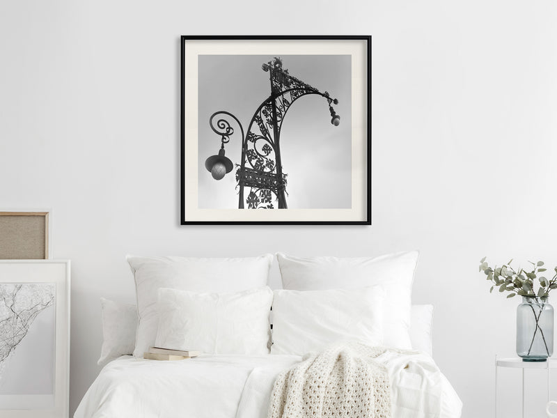 Poster - Charming Lantern  - zwart passepartout