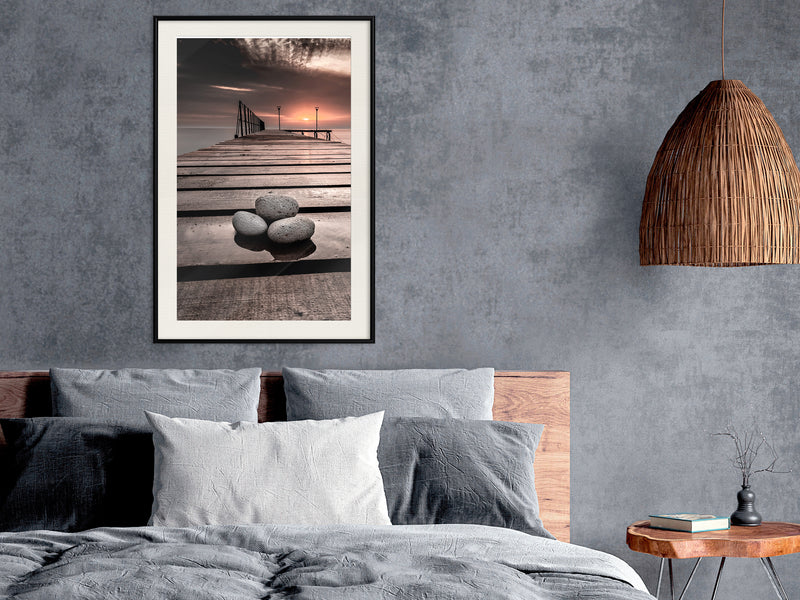 Poster - Stones on the Pier  - zwart passepartout