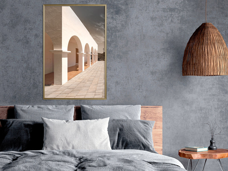 Poster - Sunny Colonnade  - goud
