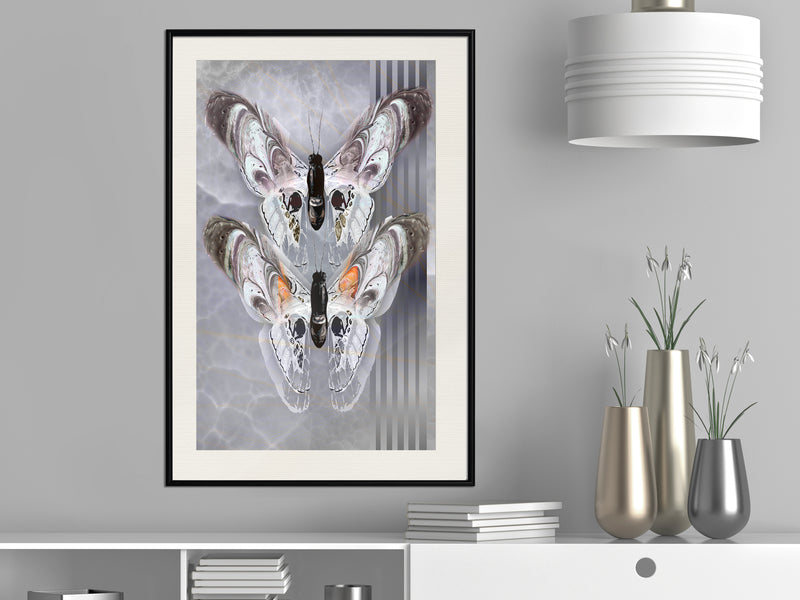 Poster - Two Moths  - zwart passepartout