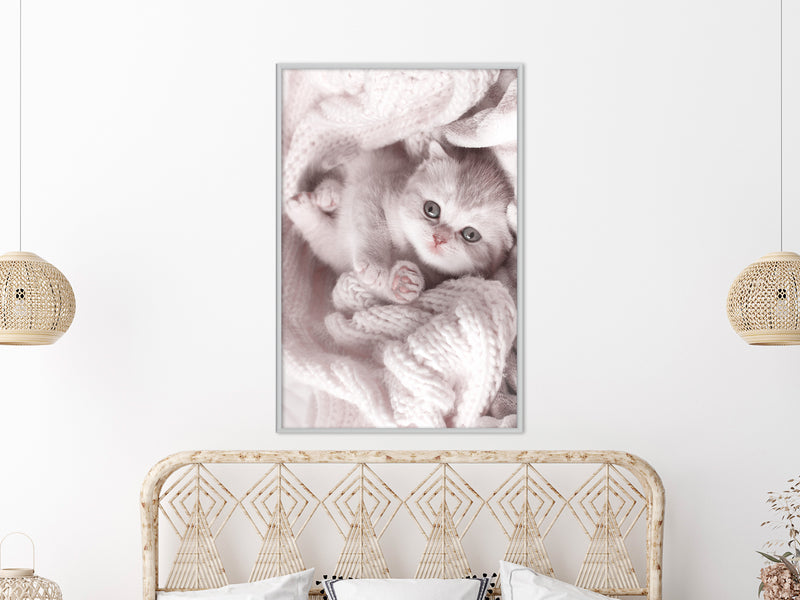 Poster - Tangled in Sweater  - wit