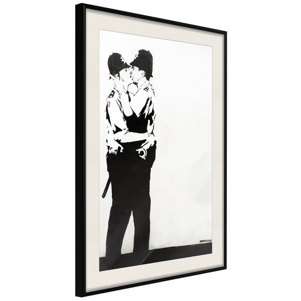 Poster - Banksy: Kissing Coppers II  - zwart passepartout