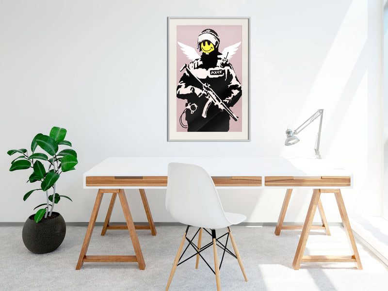 Poster - Banksy: Flying Copper  - wit passepartout