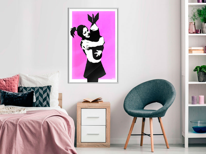Poster - Banksy: Bomb Hugger  - wit