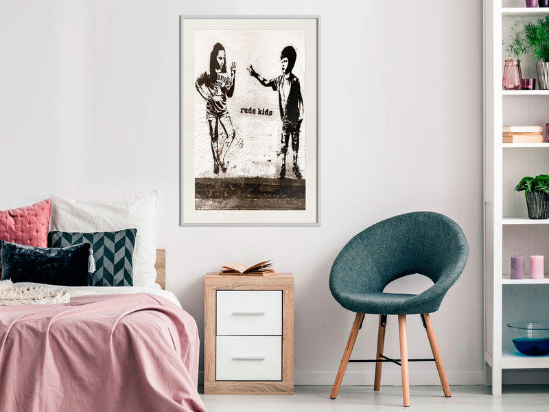 Poster - Banksy: Rude Kids  - wit passepartout