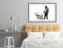Poster - Banksy: Choose Your Weapon  - zwart passepartout