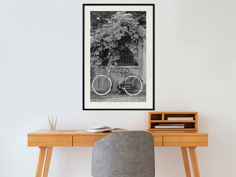 Poster - Bicycle with White Tires  - zwart passepartout