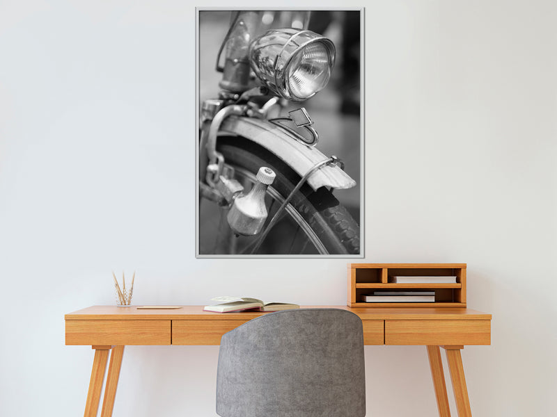 Poster - Lamp and Dynamo  - wit