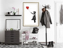 Poster - Banksy: Girl with Balloon II  - goud passepartout