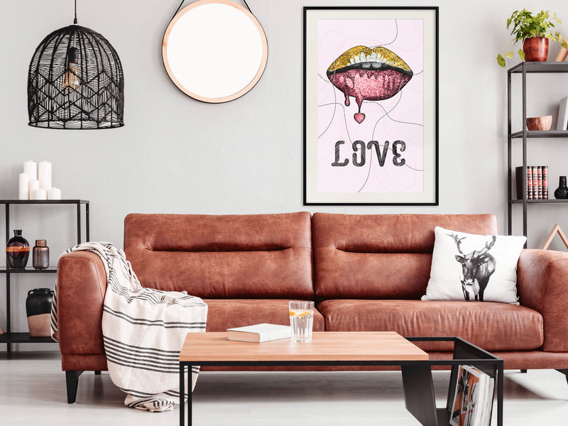 Poster - Lip Gloss and Love  - zwart passepartout