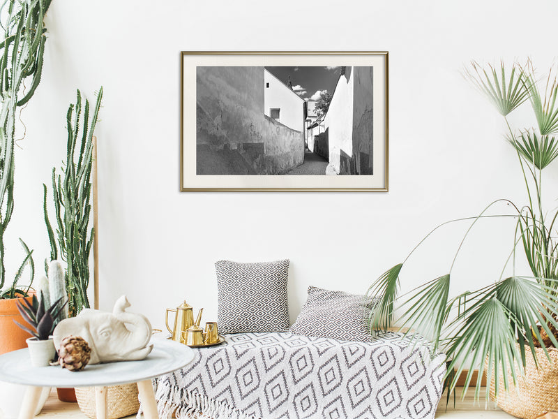 Poster - Sunny Day in the Town  - goud passepartout