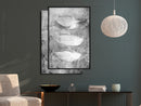 Poster - Delicate Feathers  - zwart